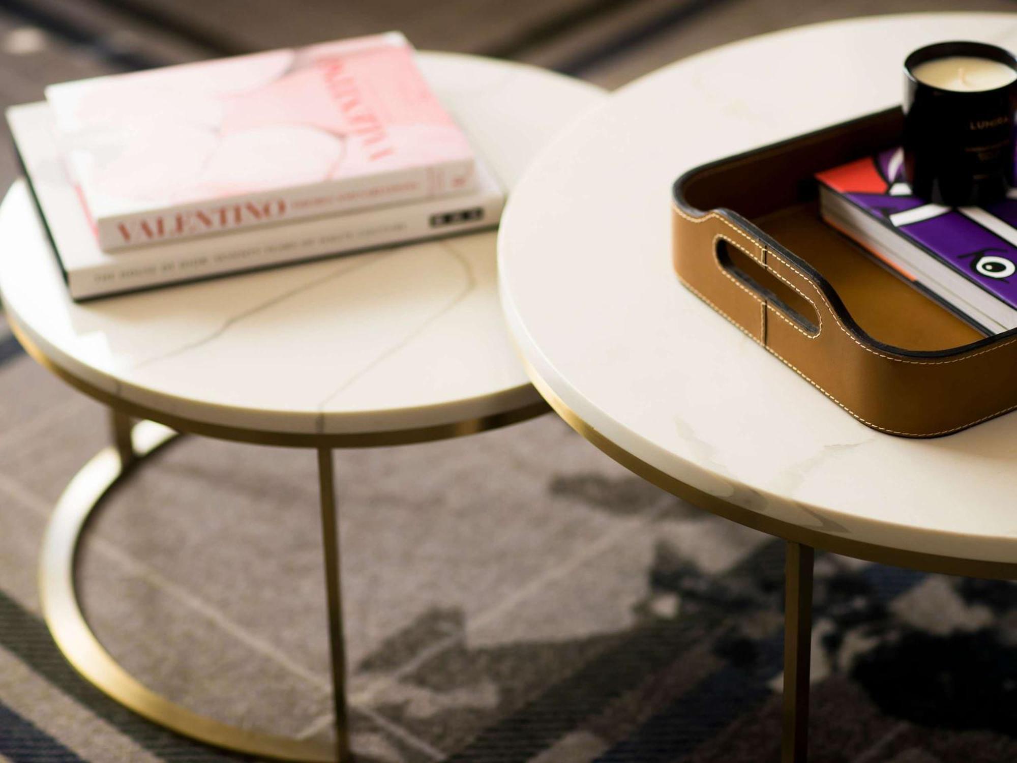 The William Inglis Mgallery Warwick Farm Luaran gambar A coffee table with a book and a tray