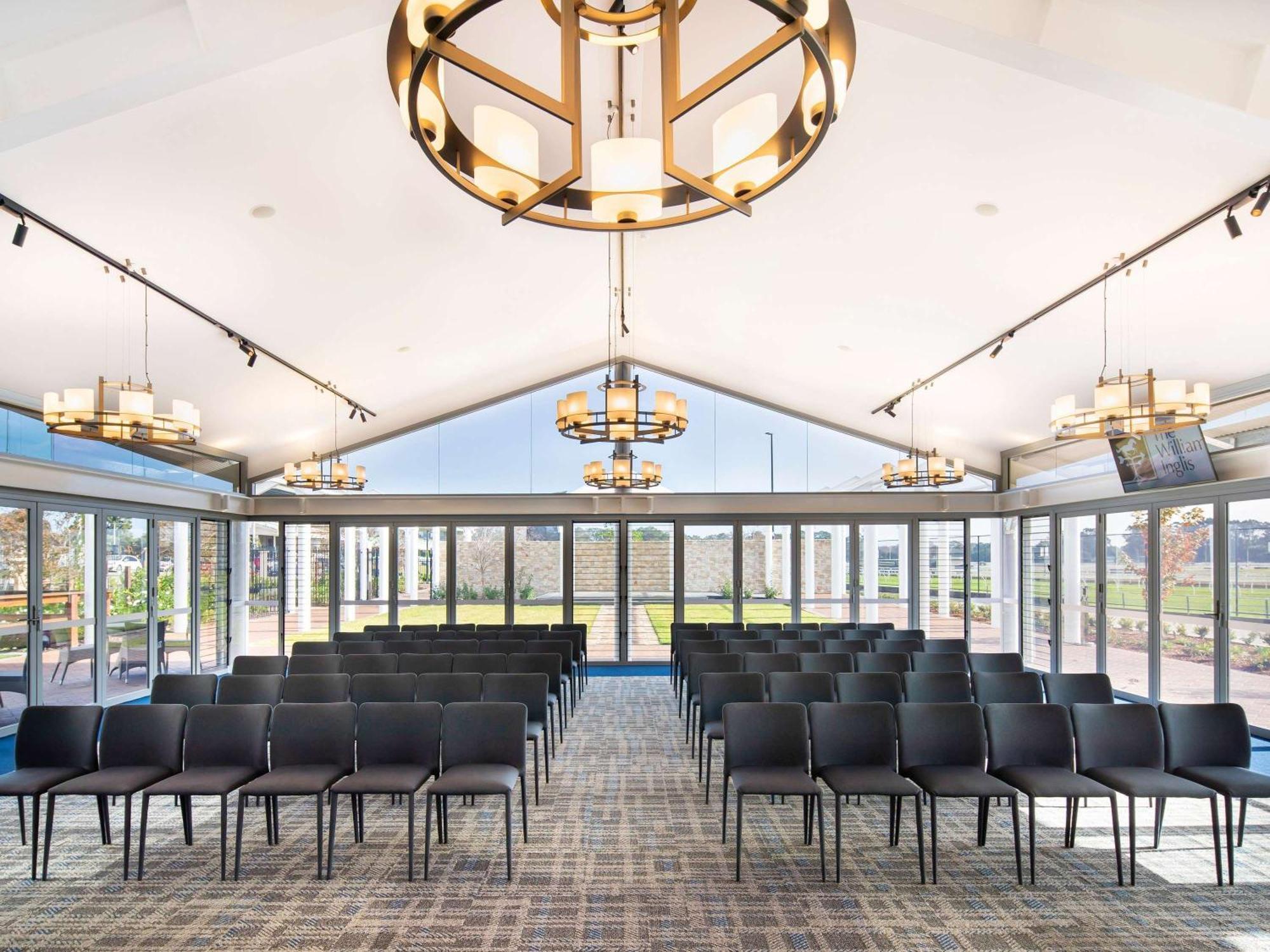 The William Inglis Mgallery Warwick Farm Luaran gambar The interior of the clubhouse